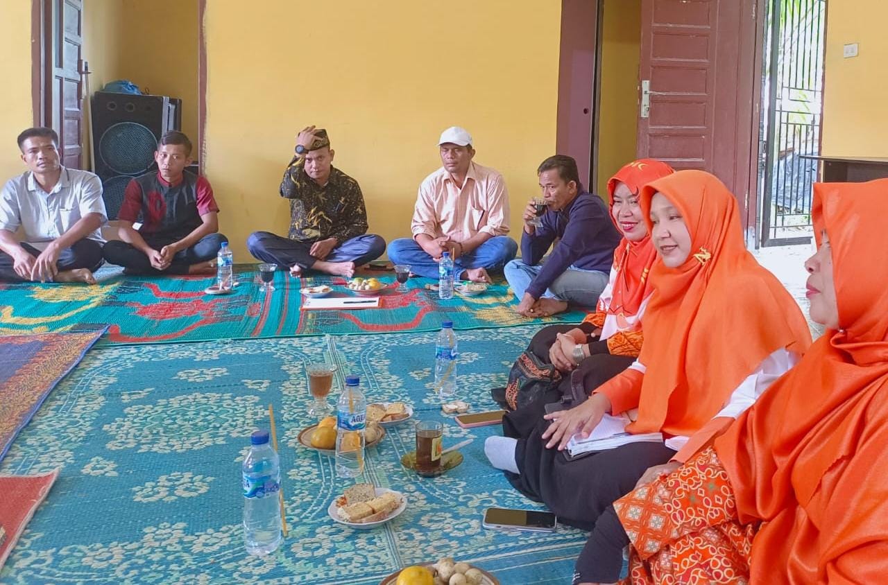 Nova Zahara Kunjungi Daerah Terisolir Di Tamiang