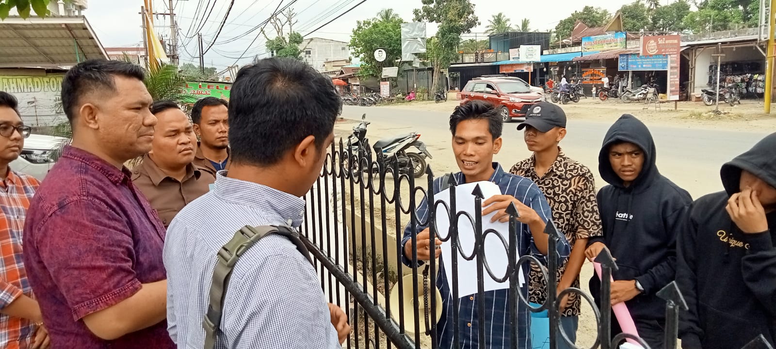 Kejari Diminta Periksa Komisioner KPU Palas