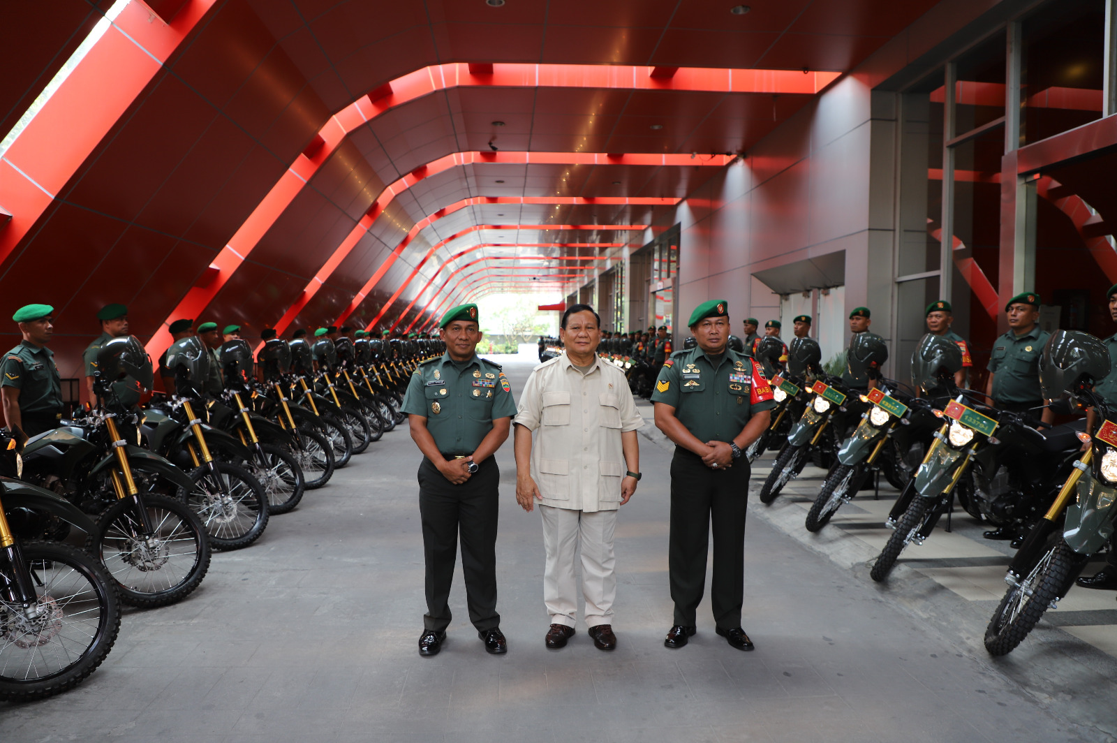 Miliki Peran Strategis, Menhan Bantu 100 Unit Sepedamotor Untuk Babinsa