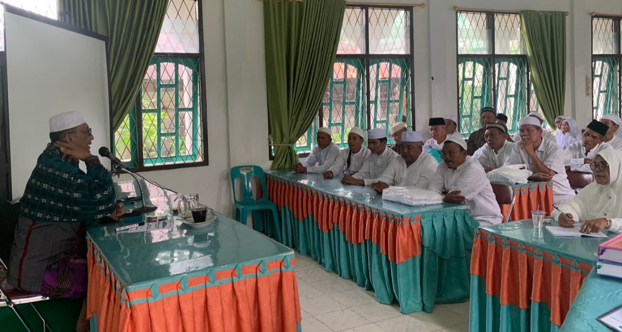 96 Orang Jamaah Travel Ameera Makkah Sidempuan Umroh Bersama Ustadz Zulfadli Nasution