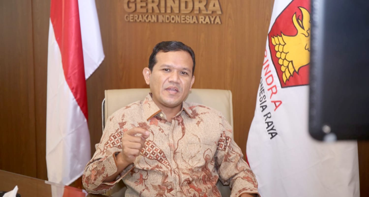 Dek Fadh Bantu Korban Banjir Pidie Dan Pijay