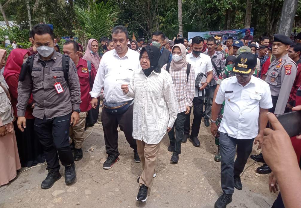 <em>Mensos Mulai RS-RTLH Di Aceh Timur</em>