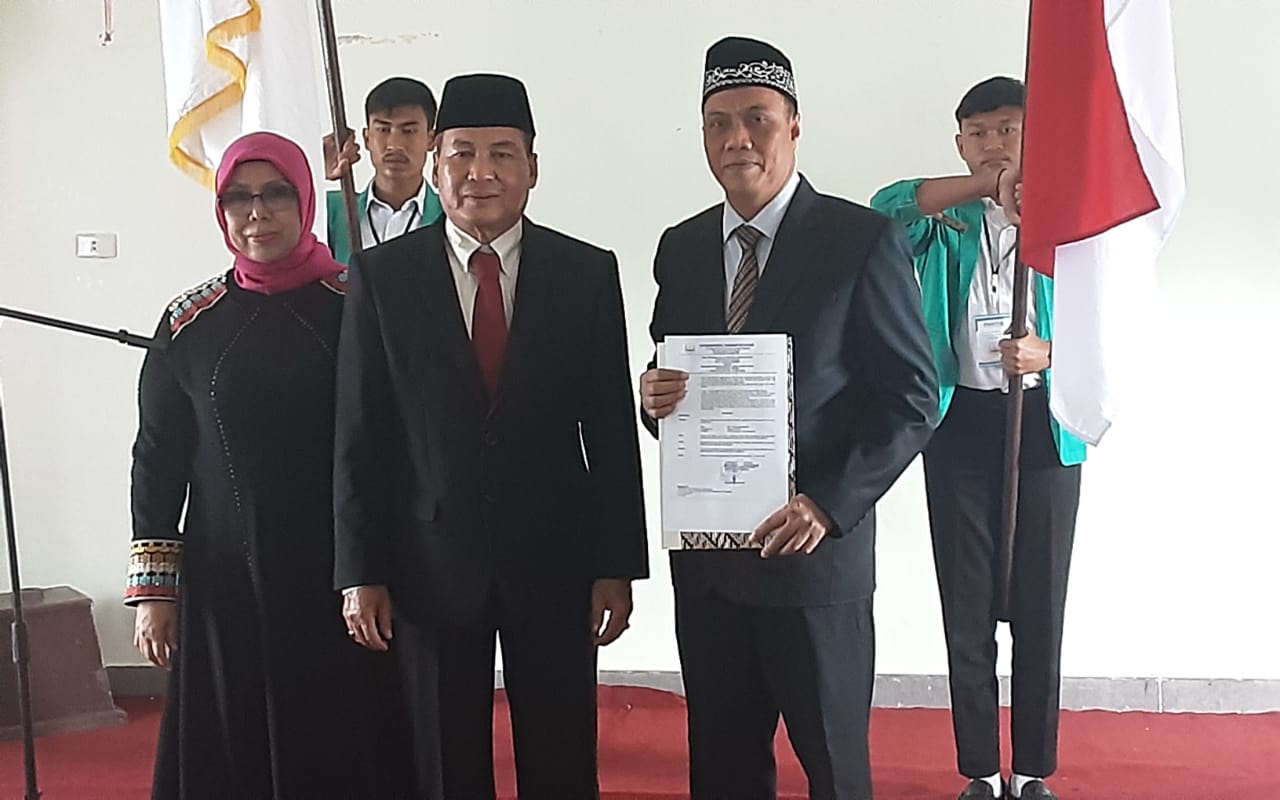 Dr.H.Yohni Anwar SH.MH, Rektor Universitas Nurul Hasanah Kutacane