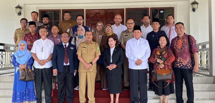 Gubernur Riau Terima Peneliti Tanah Ulayat USU