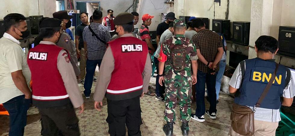 GKN, Tim Gabungan Polres P.Siantar Temukan 4 Pria Positif SS Dan Ganja