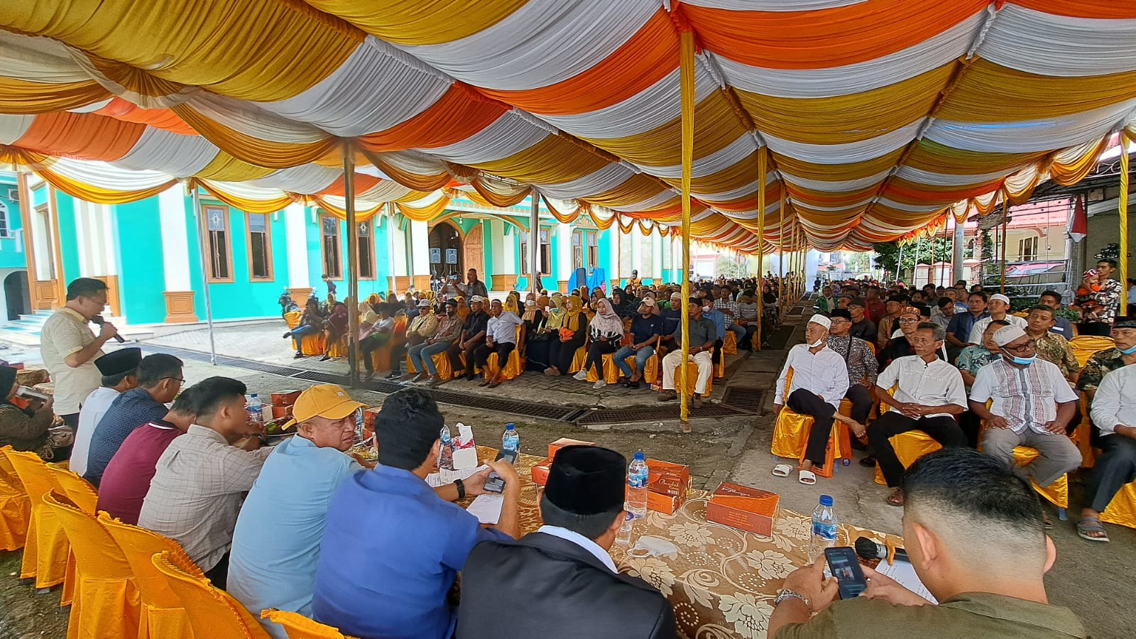 Reses Hendra DS, Warga Masih Keluhkan Buruknya Pelayanan Infrastruktur