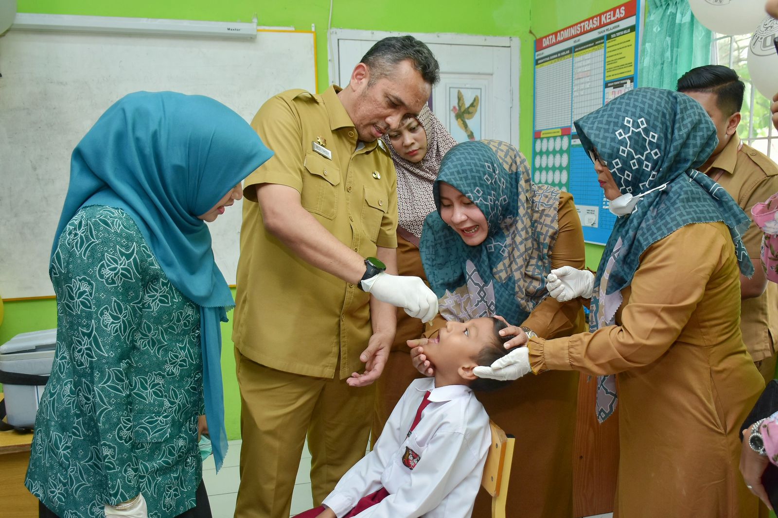 Pj Wali Kota Sabang : Masih Ada Orang Tua Yang Menganggap Imunisasi Polio Haram