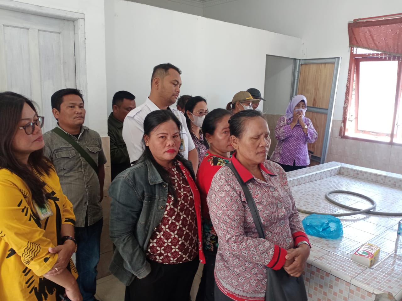Seorang Pejabat Tewas Diduga Minum Cairan Pembersih Lantai