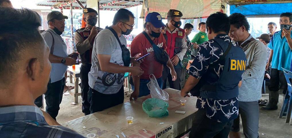 Tim Polres P.Siantar Geledah 9 Pria Saat GKN, Hanya 1 Positif Sabu