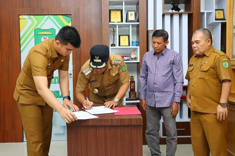 Pemkab Madina Terima Hibah Lahan Pembangunan Asrama Haji