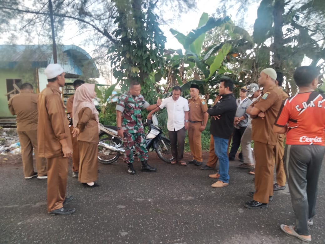 Kepala DLHK & Muspika Simtim Turlap Atasi Sampah