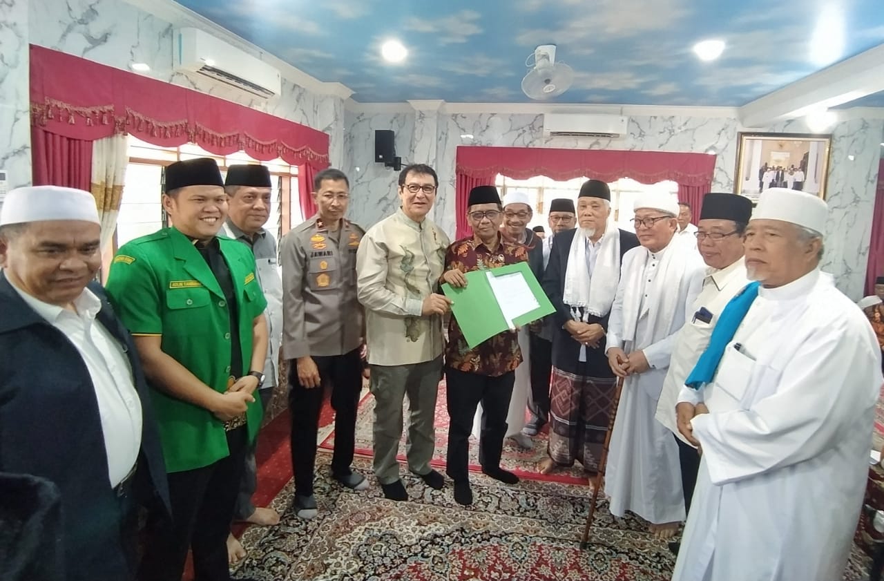 Mahfud MD Akan Tindaklanjuti Pembangunan Islamic Centre Di Eks Bandara Polonia