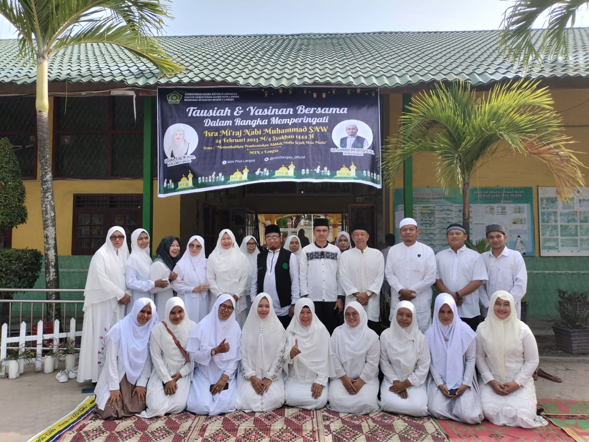 MIN 2 Langsa Peringati Isra Mikraj Dan Donasi Turki