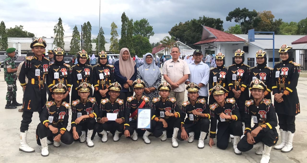 MAN 1 Padangsidimpuan Juara 1 LKBB Paskibra