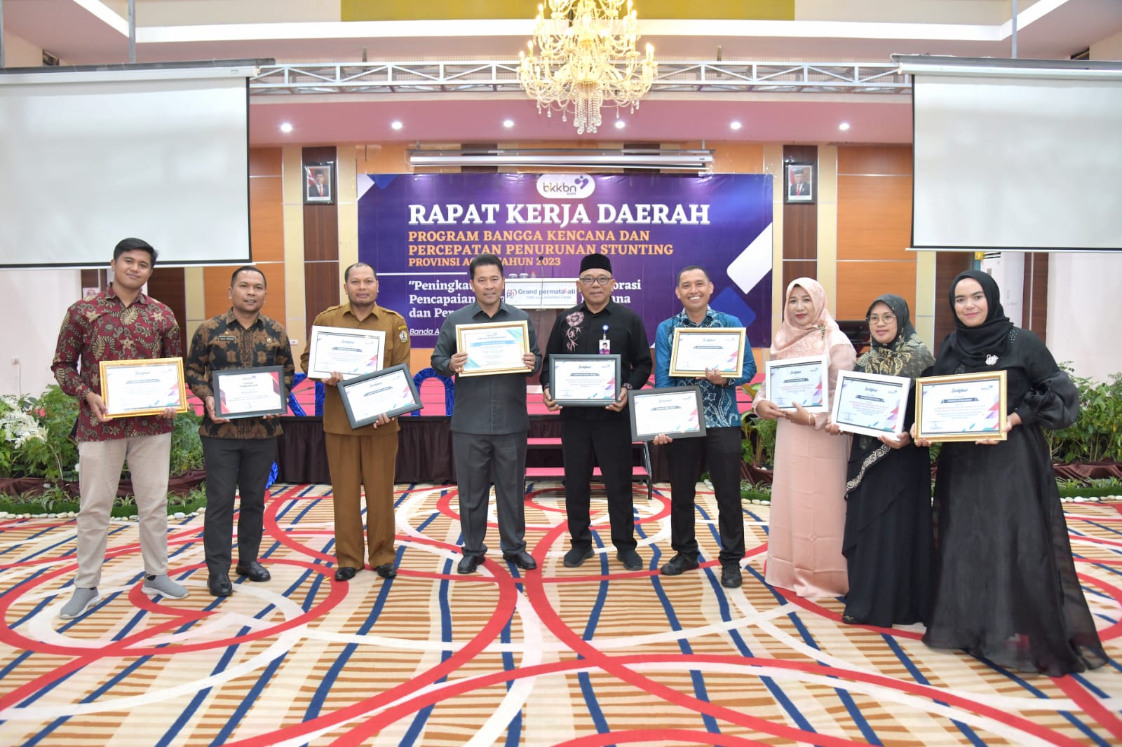 Pj Bupati Bener Meriah Boyong 15 Penghargaan Dari BKKBN