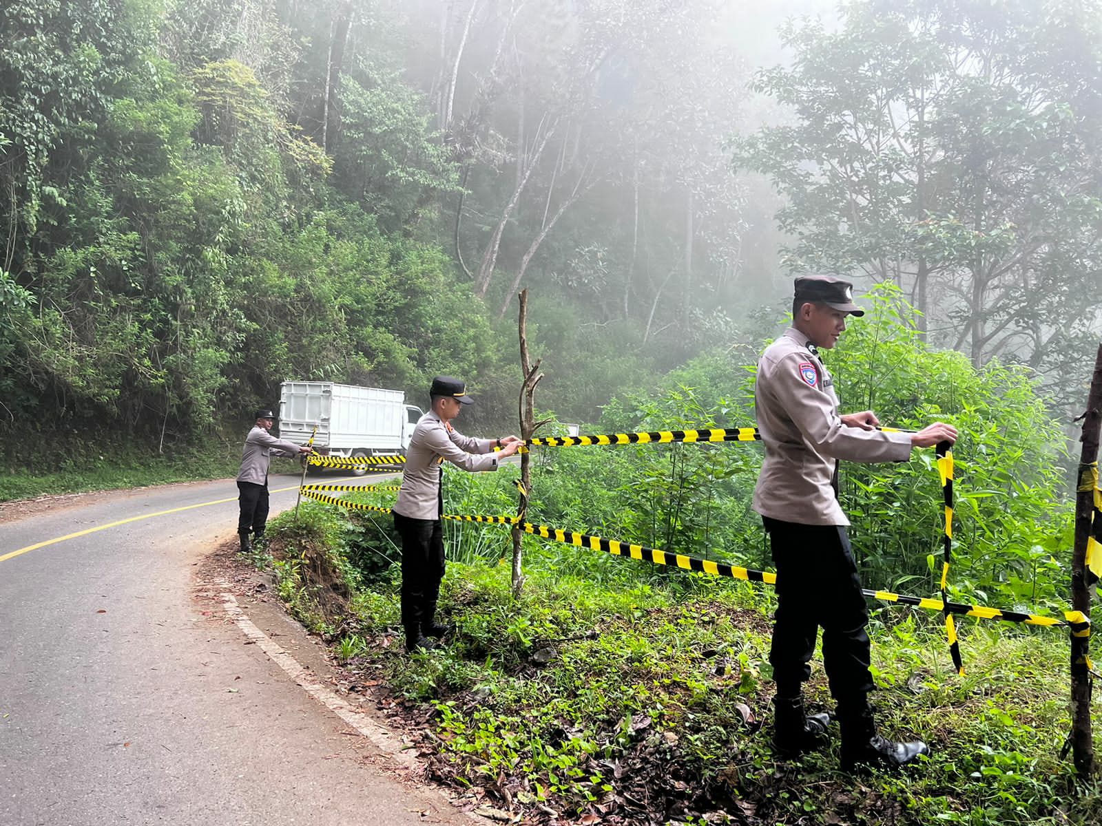 Kapolsek Linge Patroli Rawan Kecelakaan