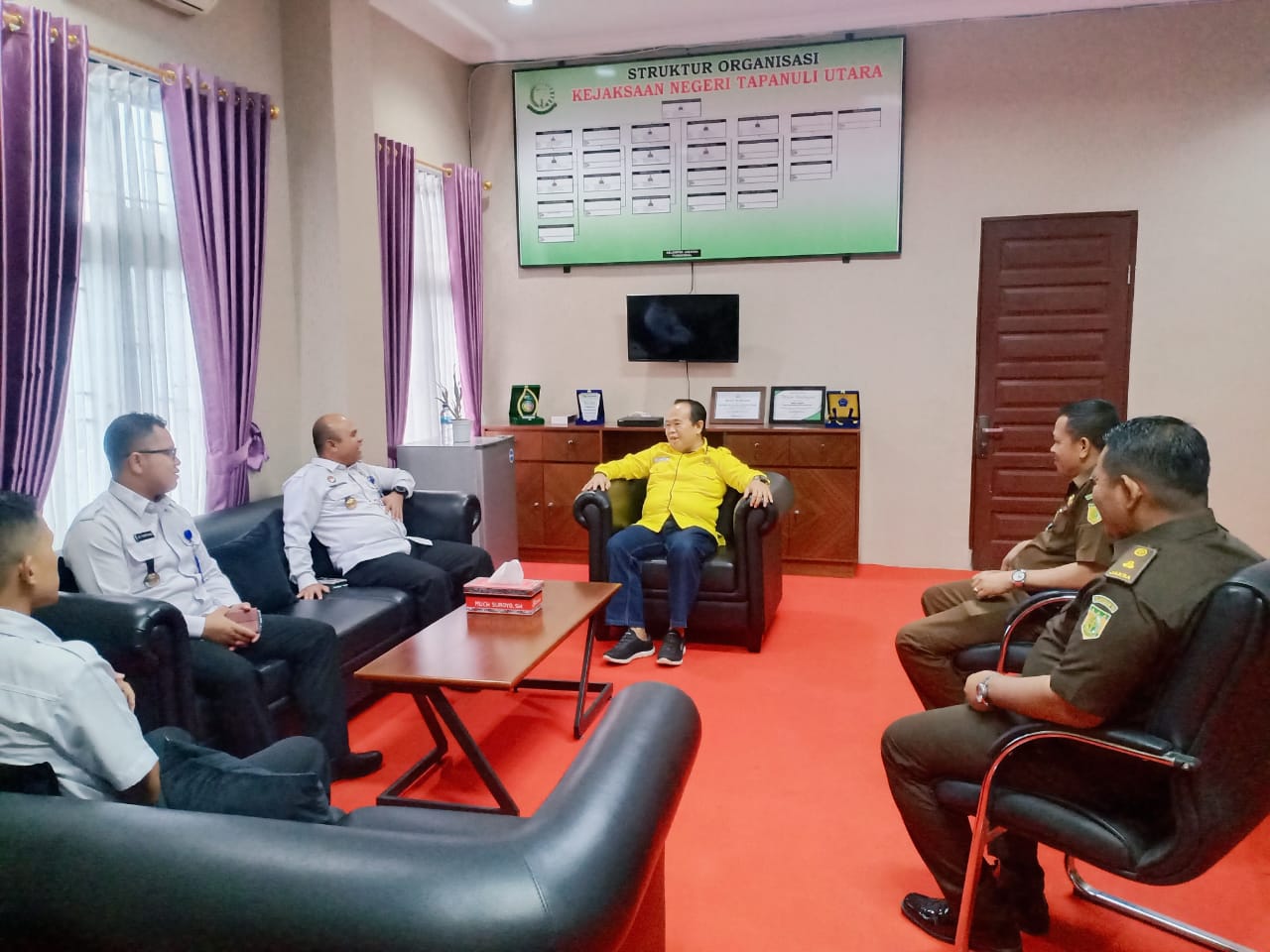 Jalin Sinergitas, Kepala Rutan Kelas IIB Tarutung Kunjungi Kejari Taput Dan PN Tarutung
