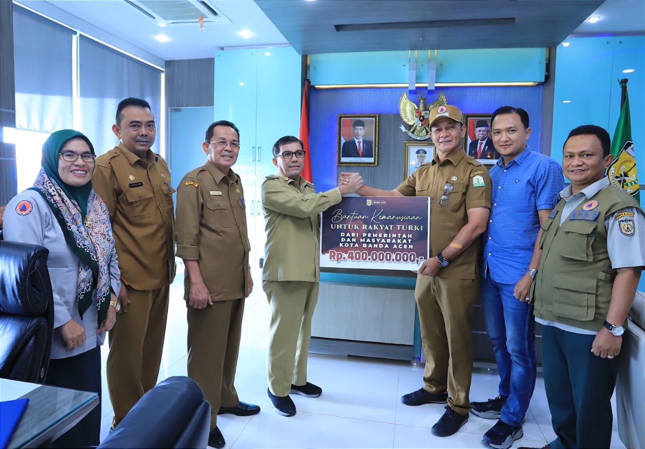 Pemko Banda Aceh Salurkan Bantuan Kemanusiaan Untuk Turki