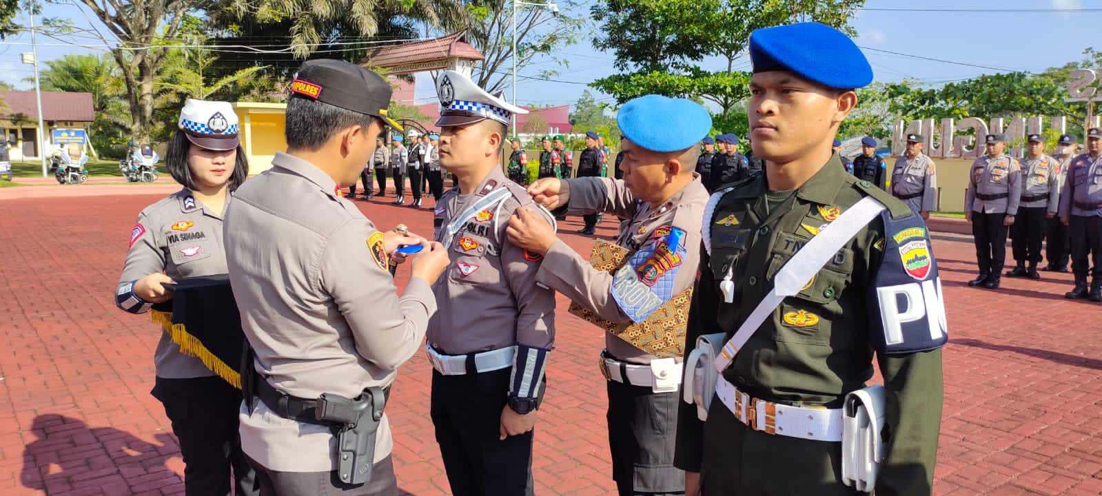 Kapolres Simalungun Pimpin Apel Gelar Pasukan Ops Keselamatan Toba 2023