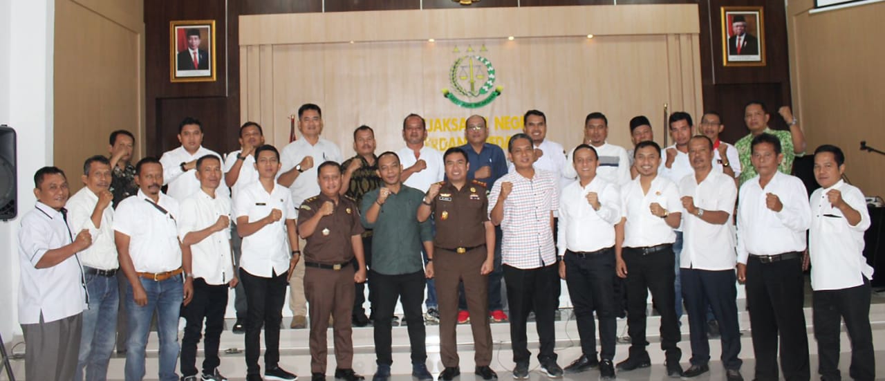 Kejari Dan Apdesi Sergai Bahas Penguatan Hukum