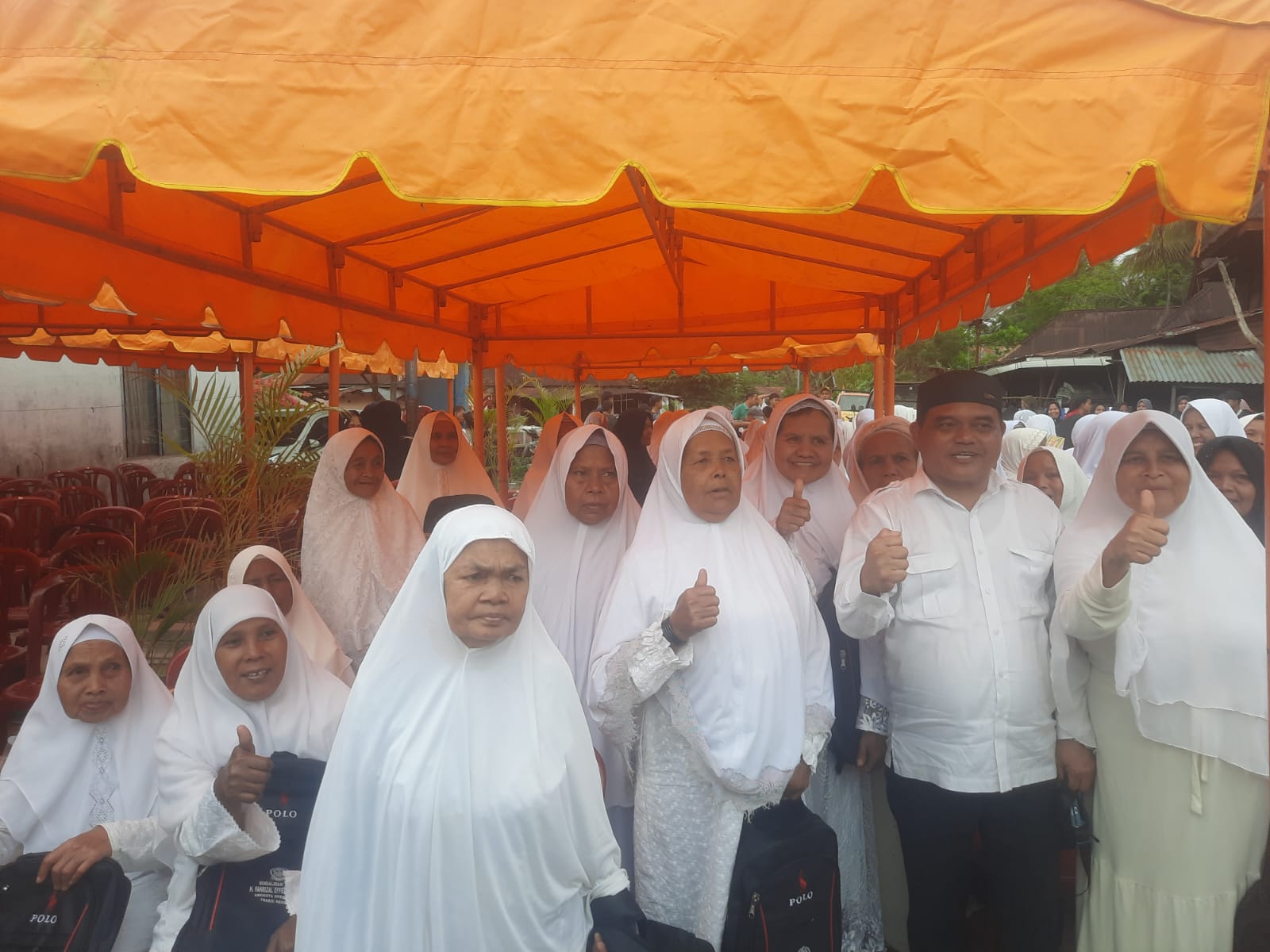 Fahrizal Transfer Langsung Bantu Warga Gunungbarani