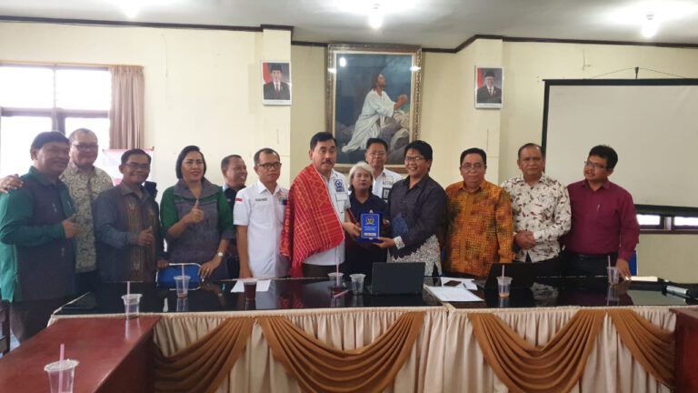 Memiliki Tujuan Sama, Moderamen GBKP Dan Hendrik Sitompul Bersinergi Tingkatkan Kesejahteraan Umat