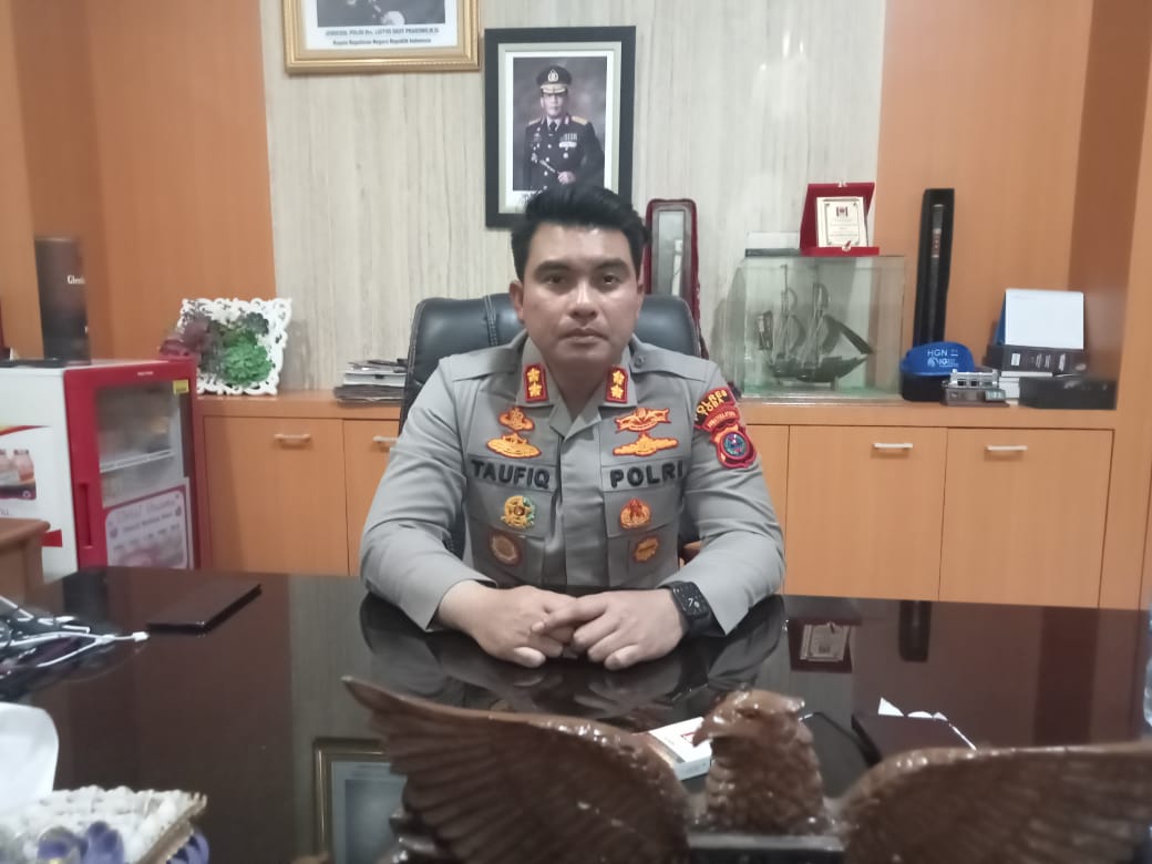 Kapolres Toba Keberatan Jajarannya Dituduh Terima Sogok