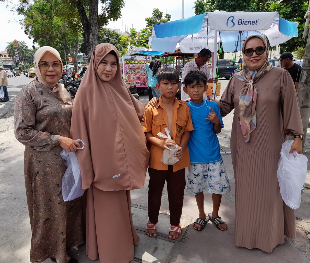 IKAL SMA Negeri 6 Gelar Punggahan Dan Bagikan 800 Nasi Kotak Ke Kaum Dhuafa
