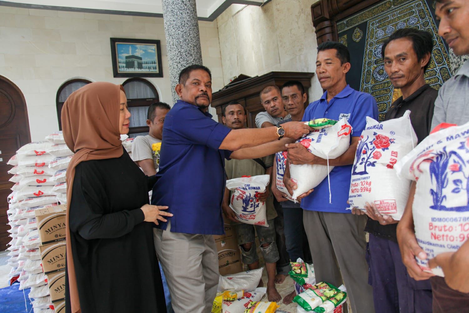 Bagikan Paket Sembako, Rahudman Harap Ramadan Membawa Keberkahan
