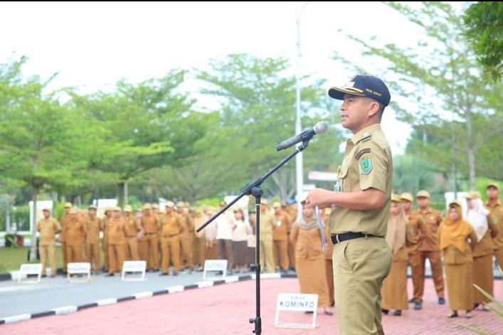 Ketua PAN Minta Mantan Bupati Tidak Diskreditkan Bupati Dolly Pasaribu