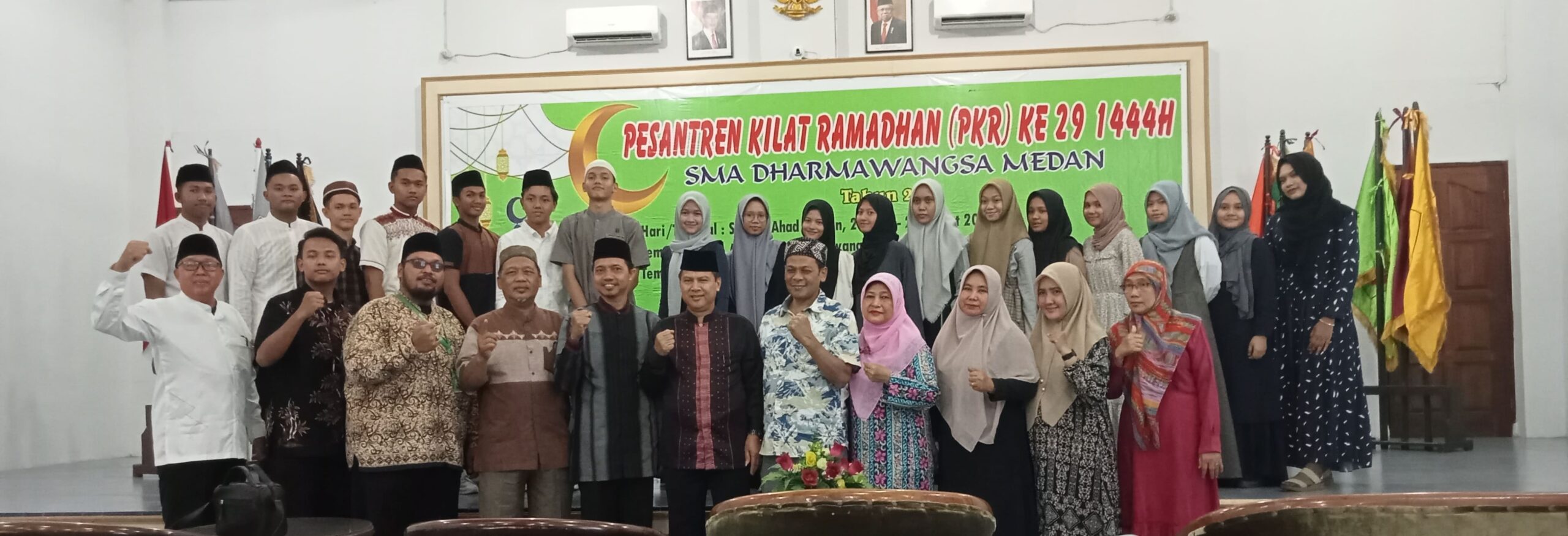 Memaknai Bulan Ramadhan, SMA Dharmawangsa Gelar Pesantren Kilat
