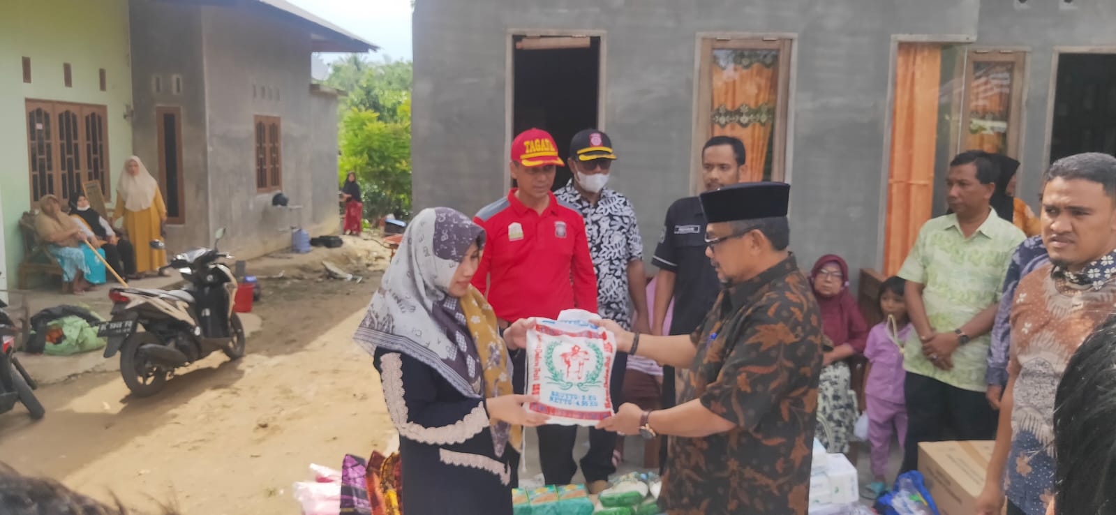 Pemko Langsa Bantu Korban Kebakaran