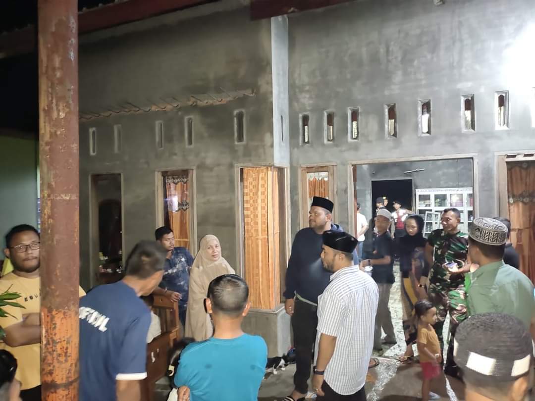 Irfansyah Kunjungi Korban Kebakaran Di Langsa Lama