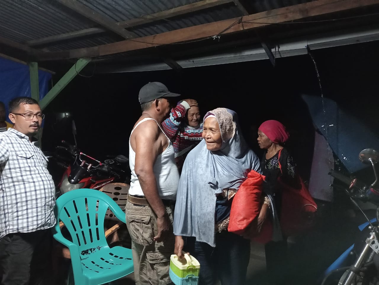 Warga Singkuang 1 Bertahan, Bubar Sampai Dapat Plasma