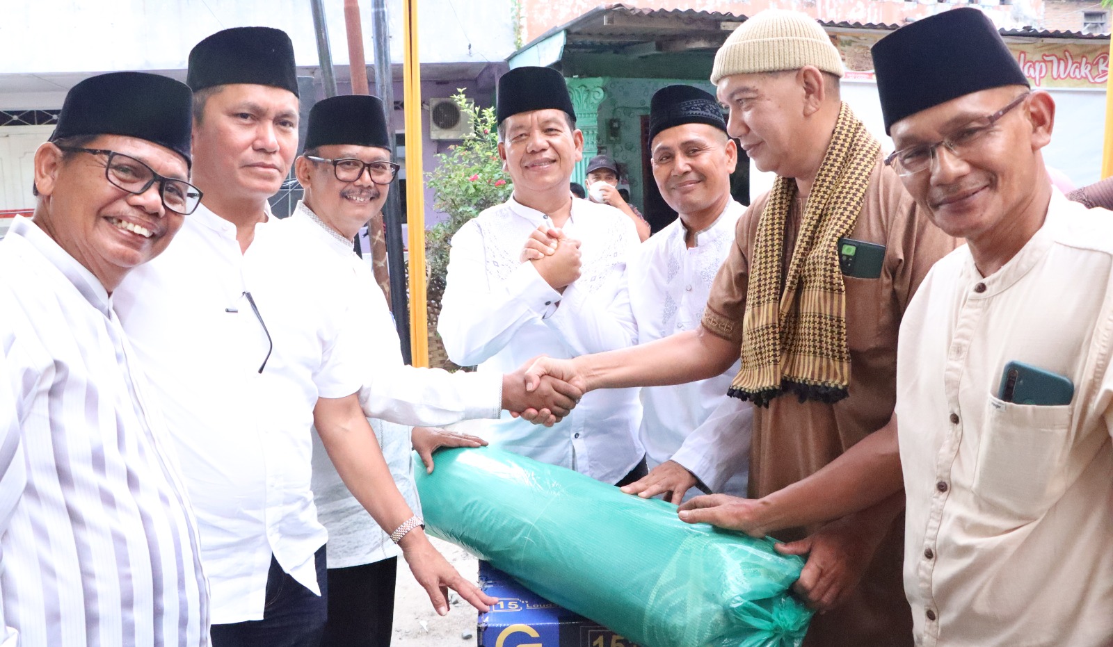 Bupati Janji Perbaiki Ruas Jalan Nagori Pamatang Simalungun