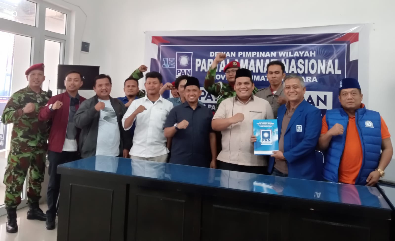 Serahkan Berkas Pencalegan, Pemuda Muhammadiyah: Dedek Gultom Layak Duduk Di DPRDSU