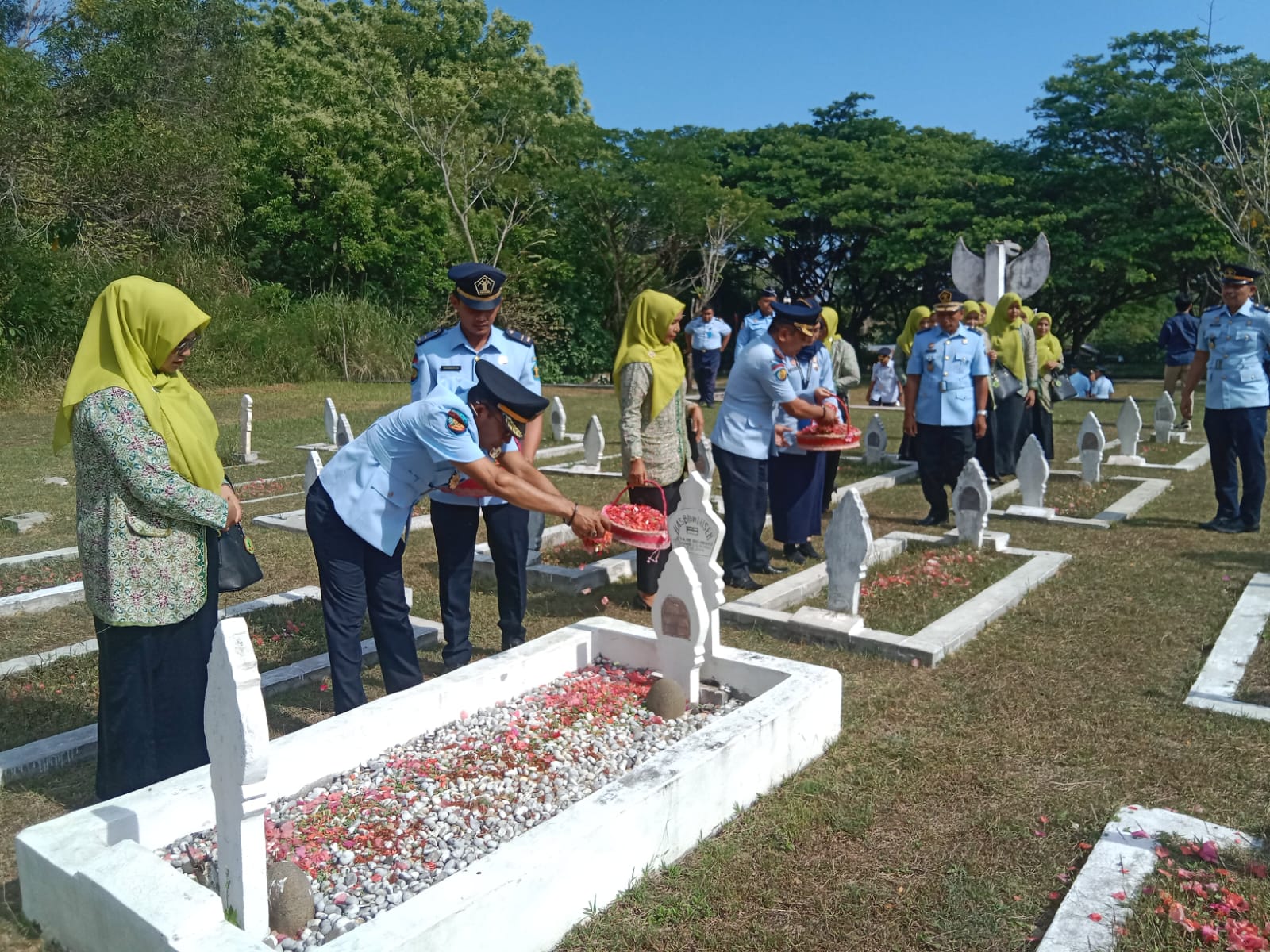 Peringati HBP Ke-59, Lapas Lhokseumawe Ziarah Dan Tabur Bunga