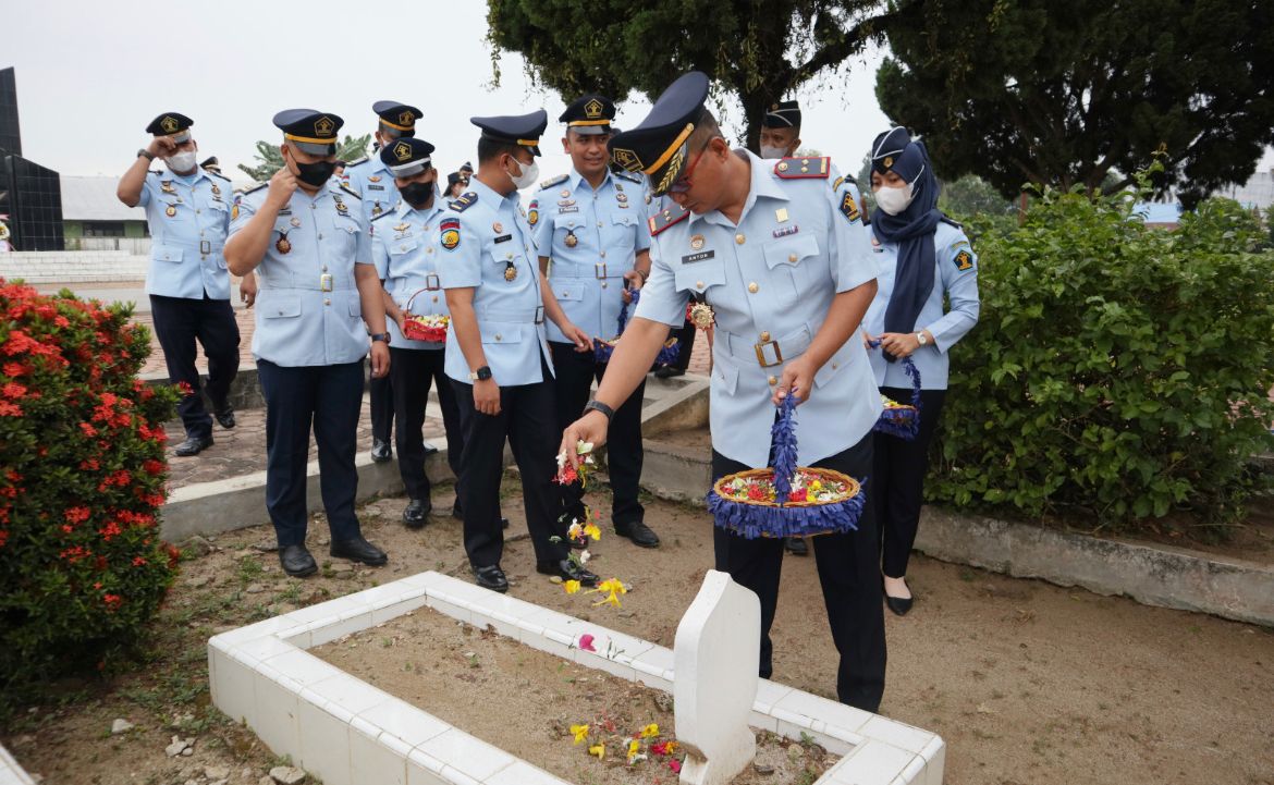 Sambut HBP Ke-59, Lapas Tebingtinggi Ziarah TMP