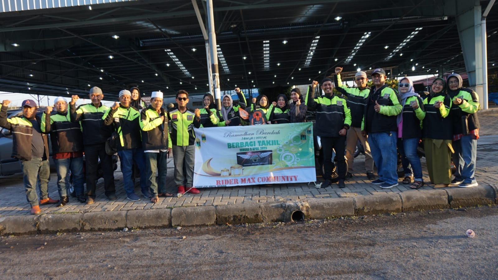 RMC Medan Berbagi Takjil Di Bulan Suci Ramadan
