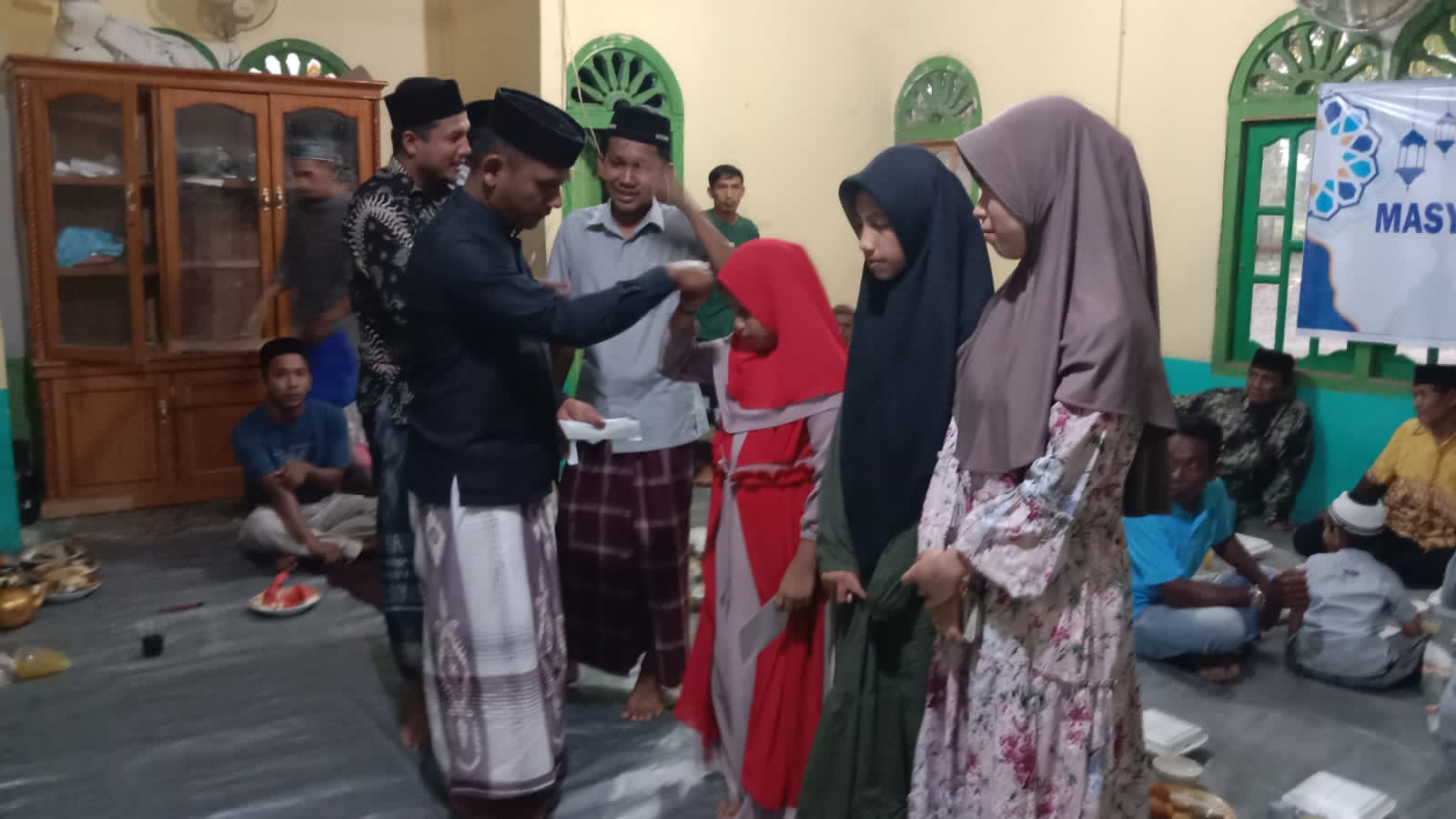 Jaga Kekompakan, Masyarakat Desa Krueng Kulu Bukber