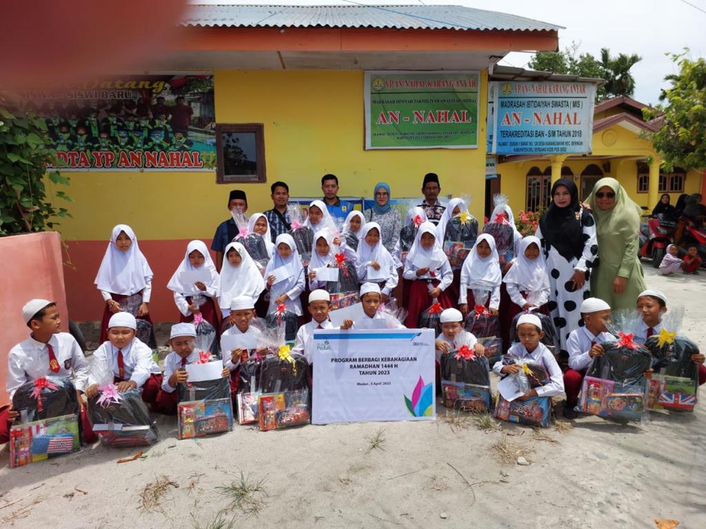 Berkah Ramadan, PLN Bantu Pendidikan Di Sekitar Proyek TL 150 kV Perbaungan-Kualanamu