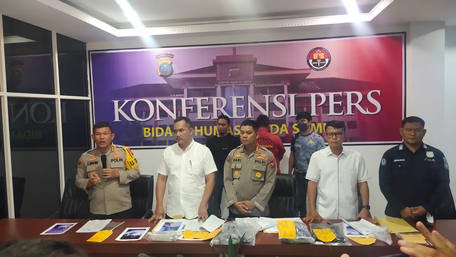 Terlilit Utang, Tersangka Nekat Bunuh Ibu Dan Anak