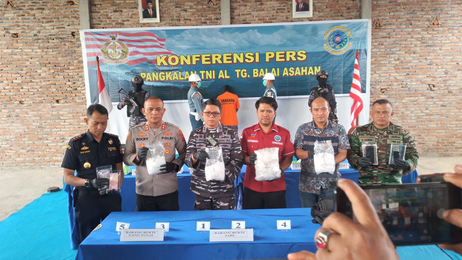 TNI AL Tangkap Kapal Penyelundup Narkoba Di Perairan Tanjungbalai