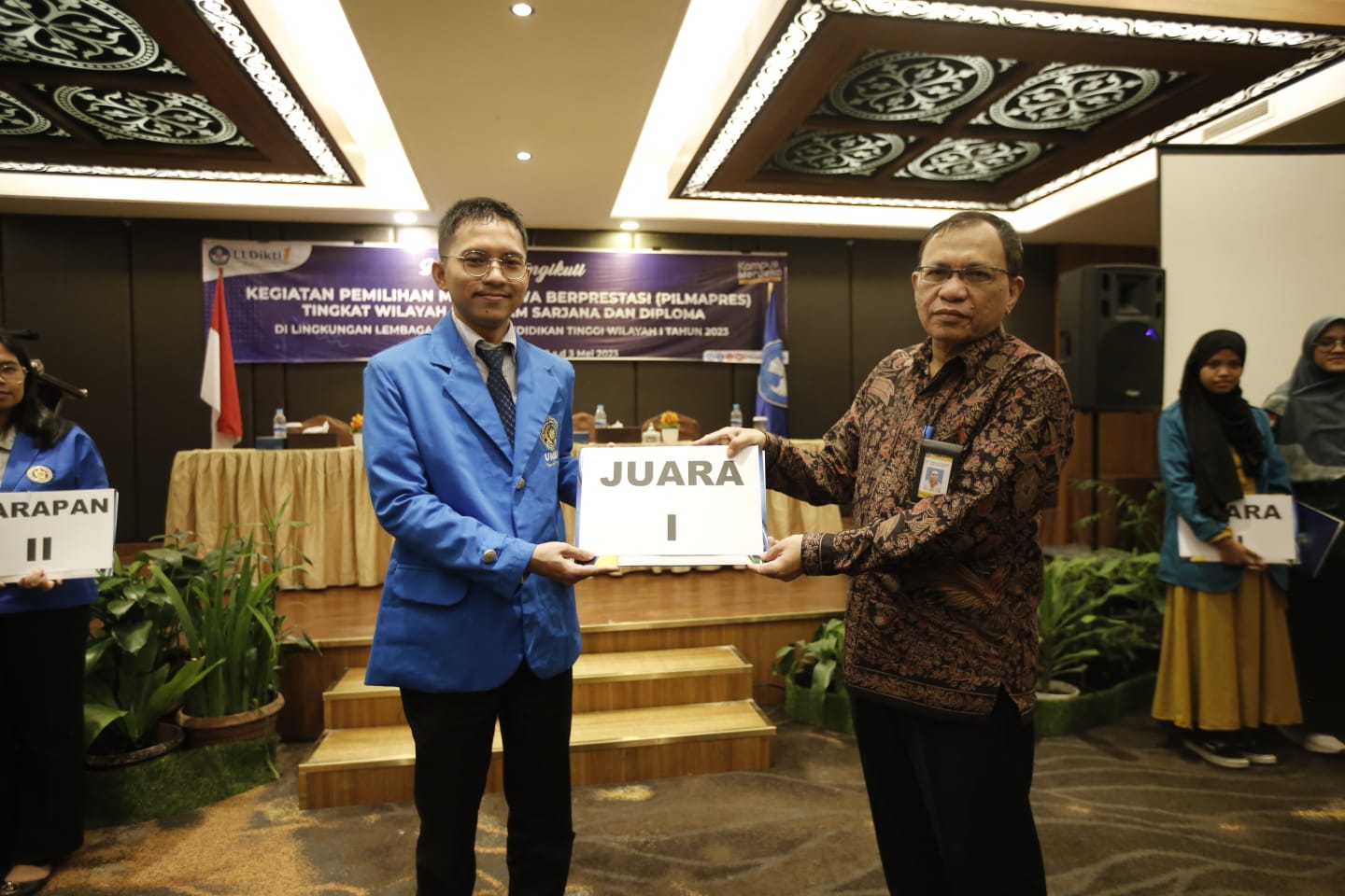 UMSU Juara Pemilihan Mahasiswa Berprestasi LLDikti Sumut 2023