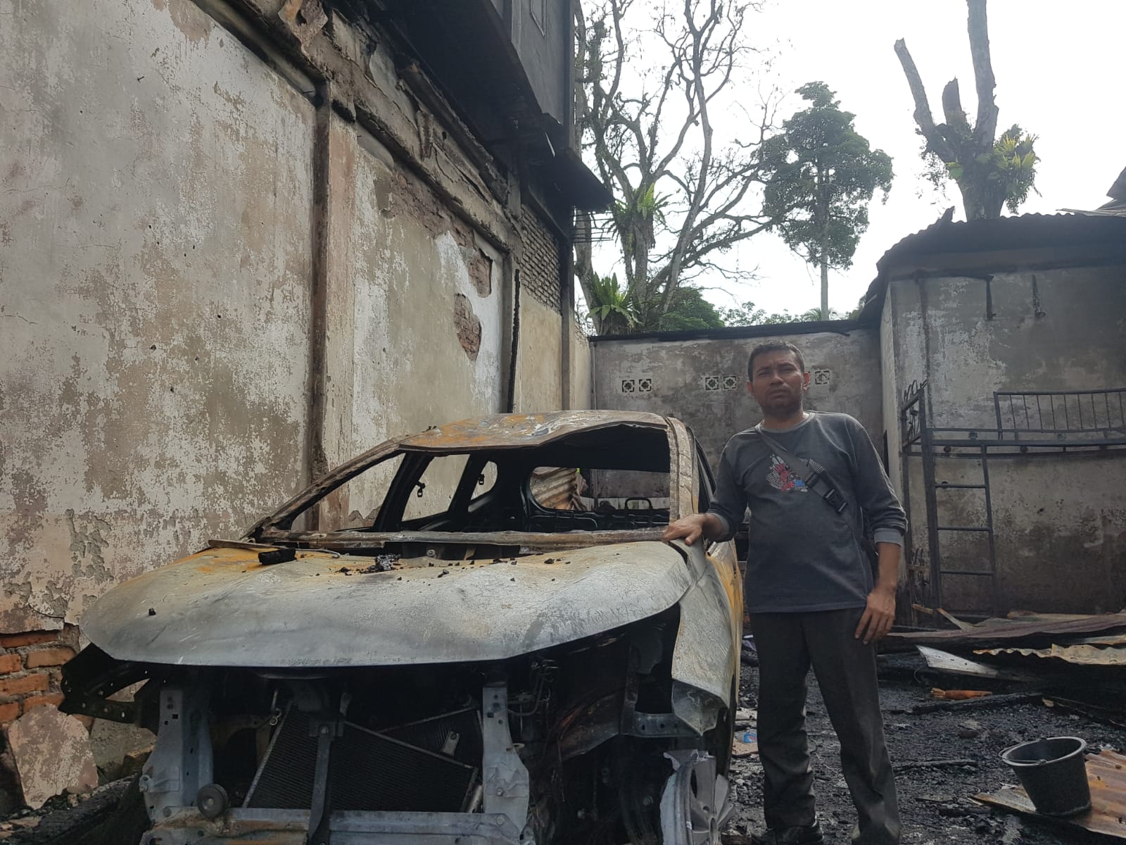 Kebakaran Jelang Subuh Musnahkan Rumah Dan Mobil