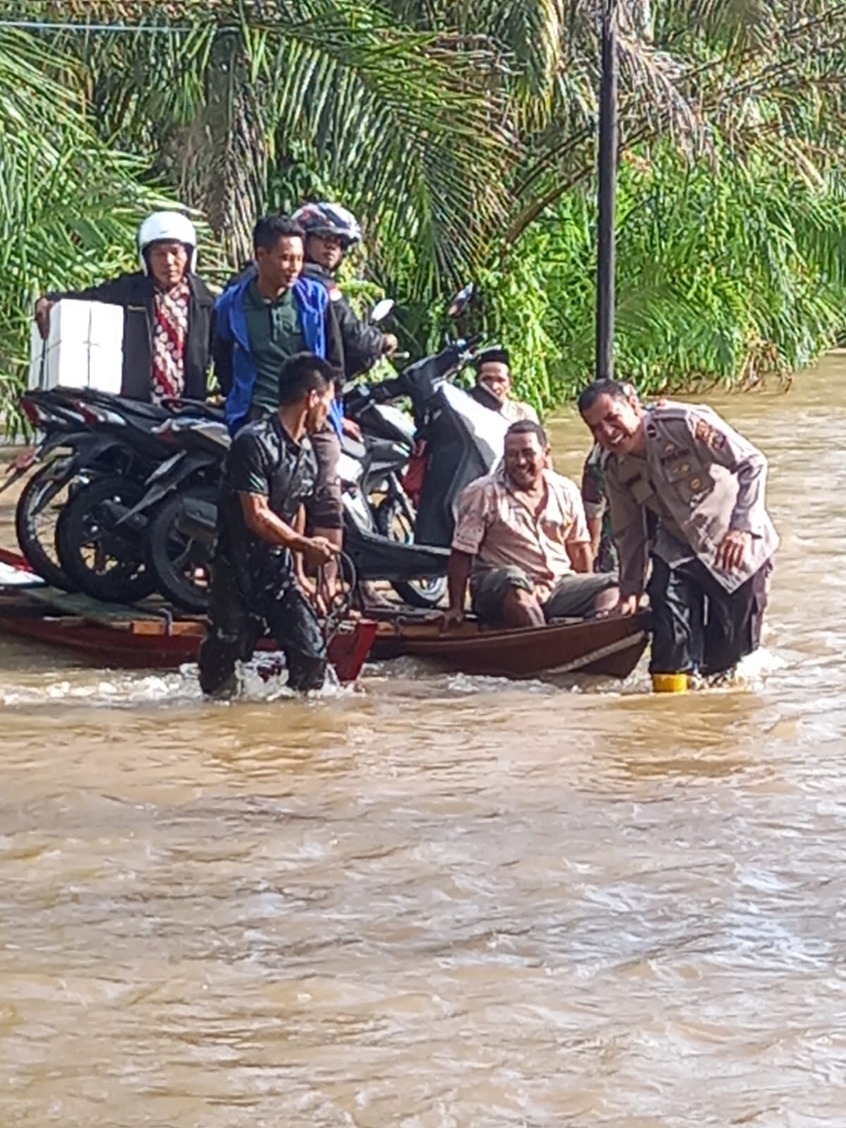 Banjir Rendam 6 Desa, Jalan Nasional Singkil-Subulussalam Sempat Putus