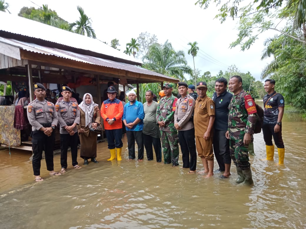 Pj Bupati Bersama Rombongan Tinjau Lokasi Di Aceh Barat