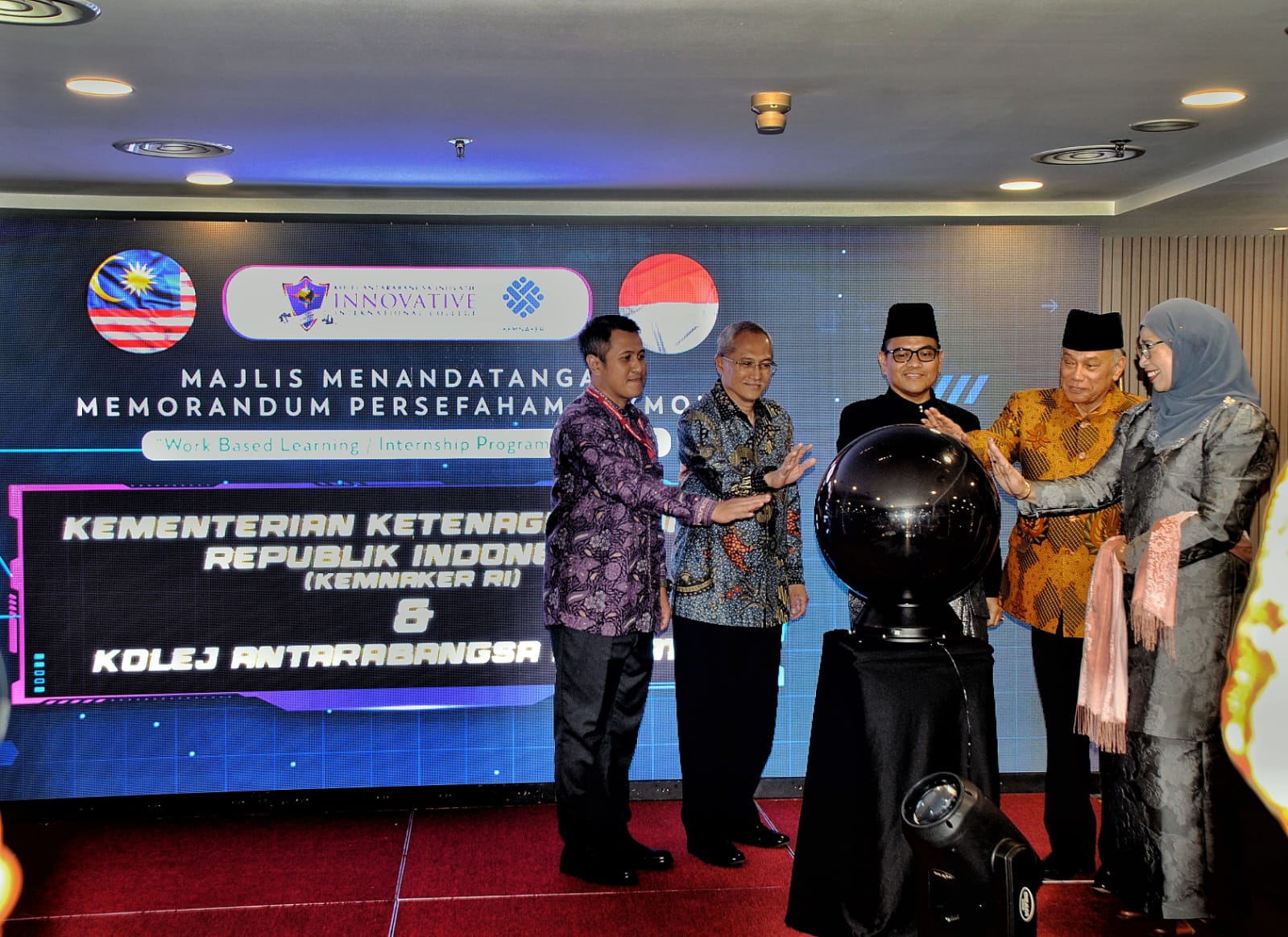 Inovasi Pendidikan Pembelajaran Berbasis Kerja Persiapkan Siswa Berpola Pikir Kewirausahaan