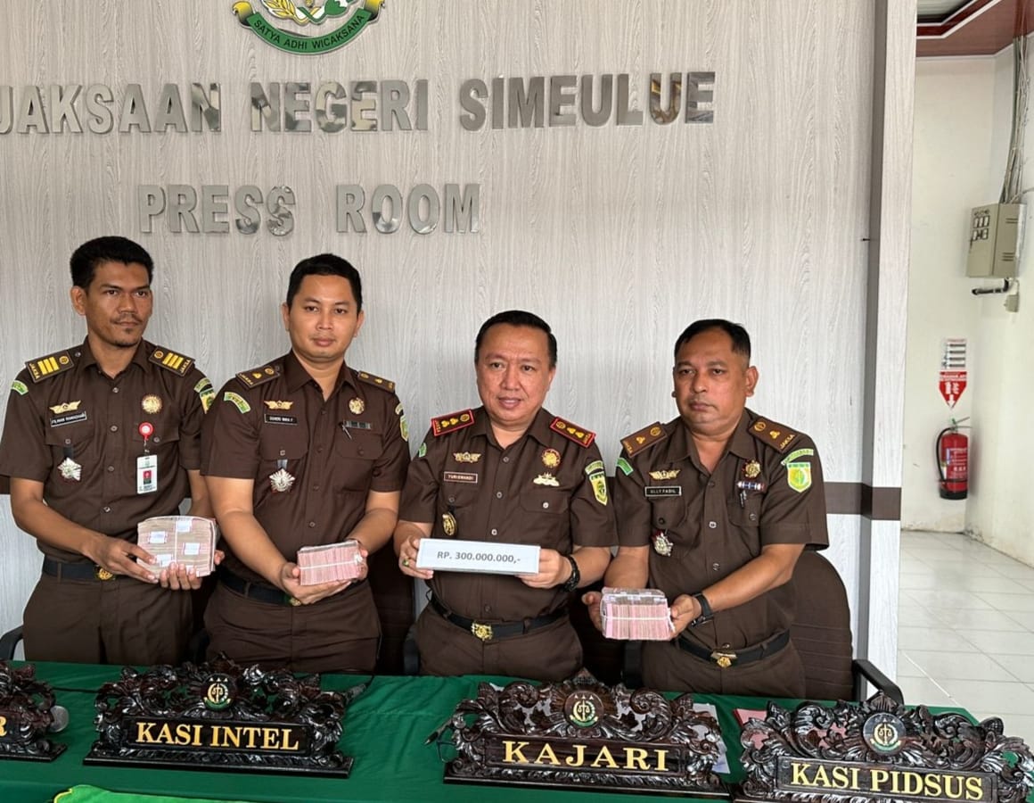 Kejari Simeulue Terima Pengembalian Rp300 Juta Uang Korupsi