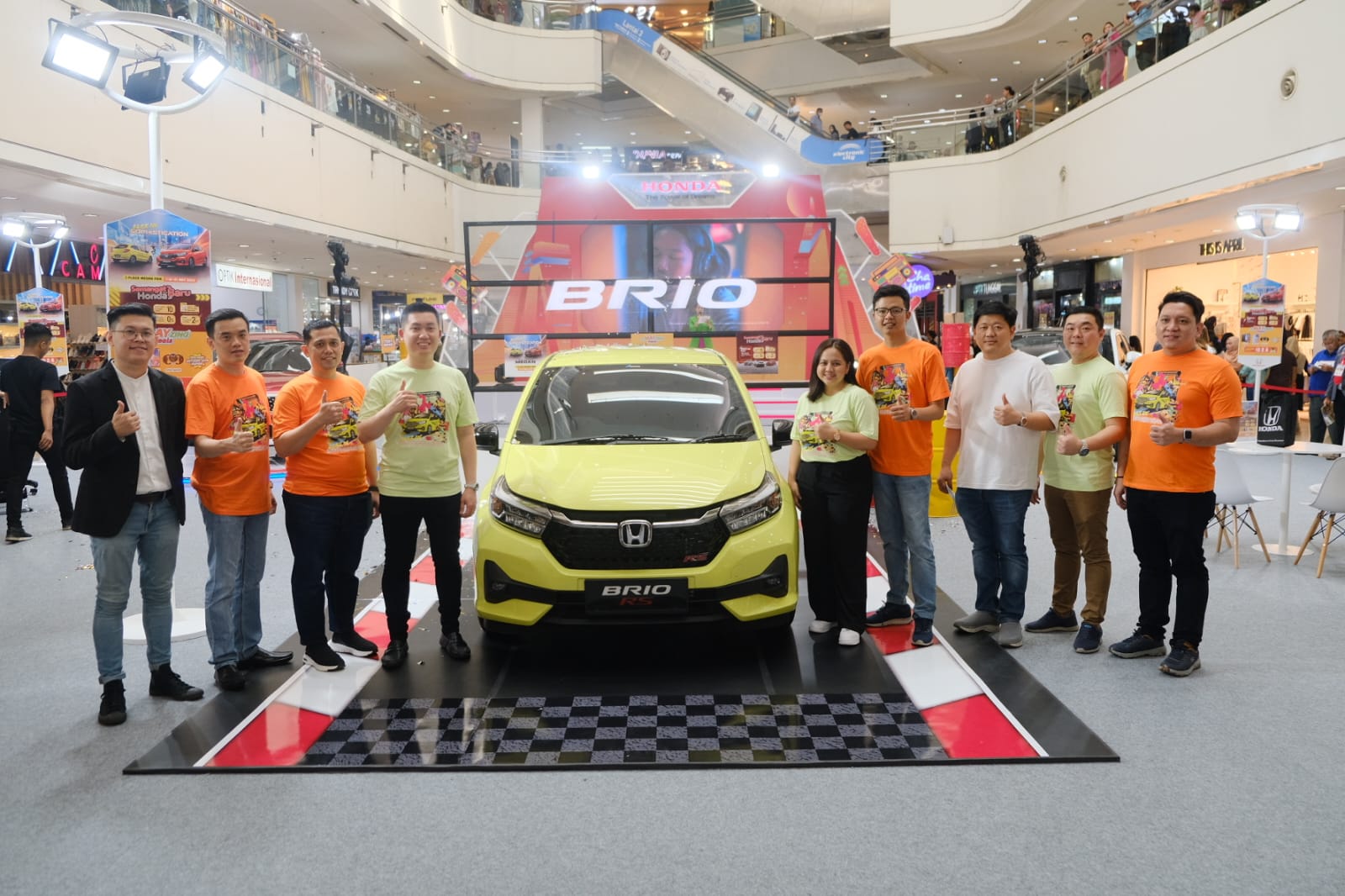 Model Terpopuler Di Indonesia, New Honda Brio Hadir Menyapa Warga Medan